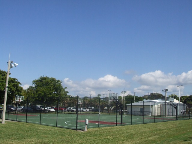 Naples Real Estate - Fleischmann Park Photo